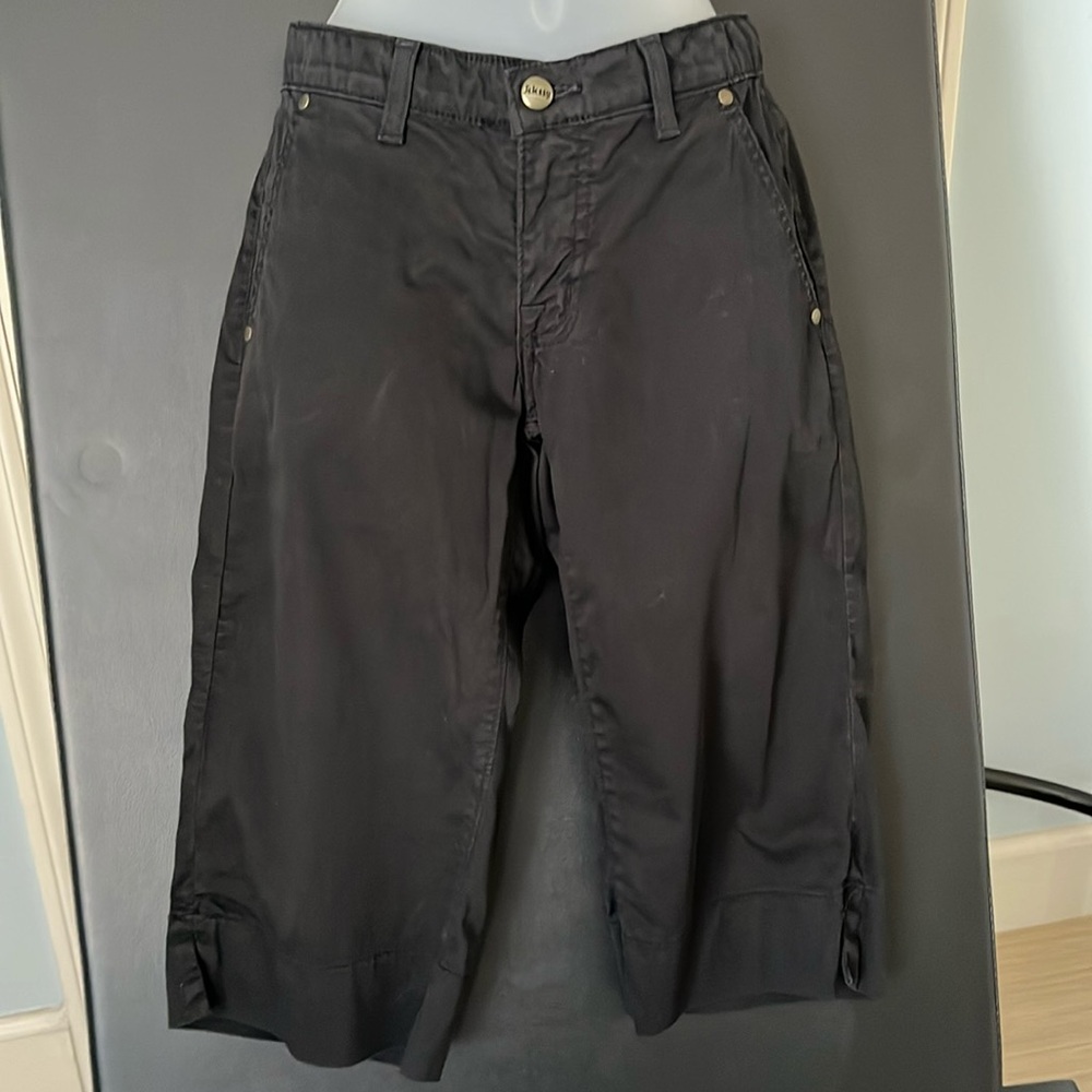 Jelessy Black Knee Length Pant SZ 25